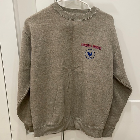 Altru Tops - Altru Sweatshirt